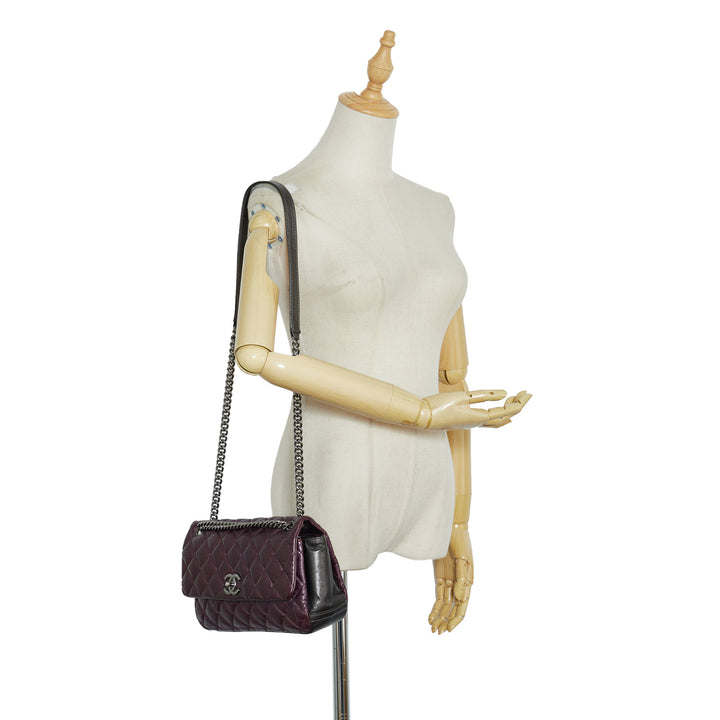 Chanel Glacé Matelasse Portobello à rabat Sac Cuir