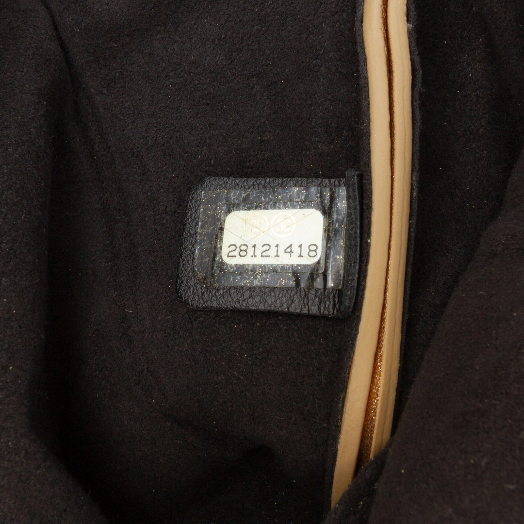 Chanel Small Cuir de veau Kiss Lock Frame Bag Doré