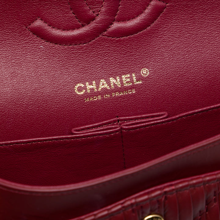 Chanel Medium Classic Chevron Cuir de veau Pleated Double rabat