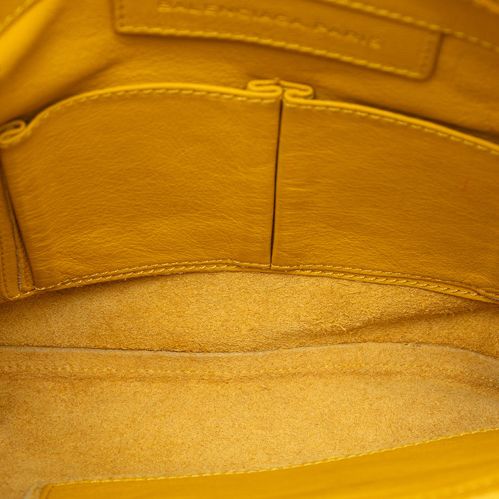 Balenciaga Cuir Papier Wristlet Pochette