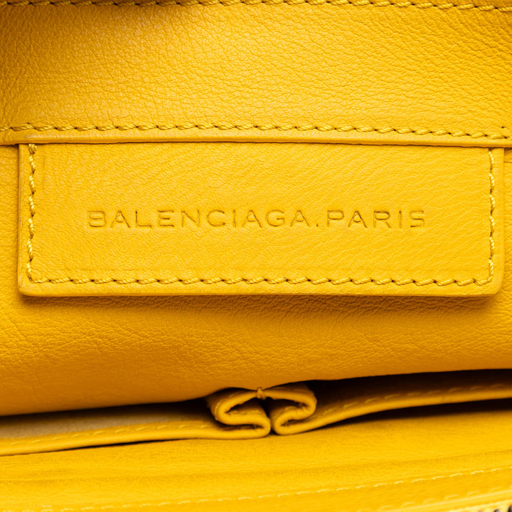 Balenciaga Cuir Papier Wristlet Pochette