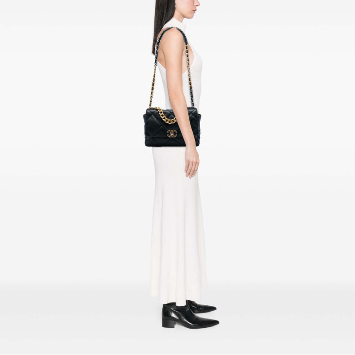 Chanel 19 à rabat Grand Cuir d'agneau