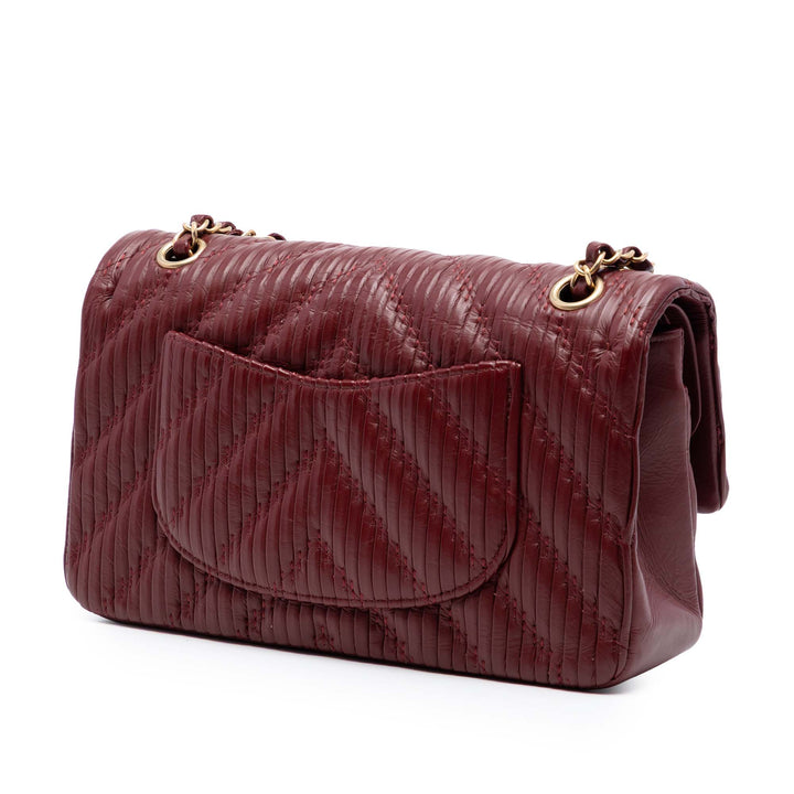 Chanel Medium Classic Chevron Cuir de veau Pleated Double rabat