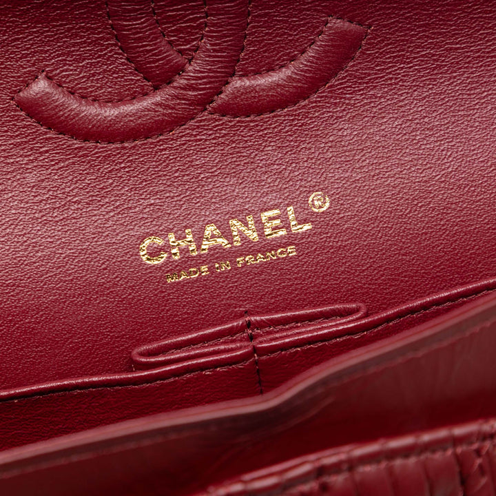 Chanel Medium Classic Chevron Cuir de veau Pleated Double rabat