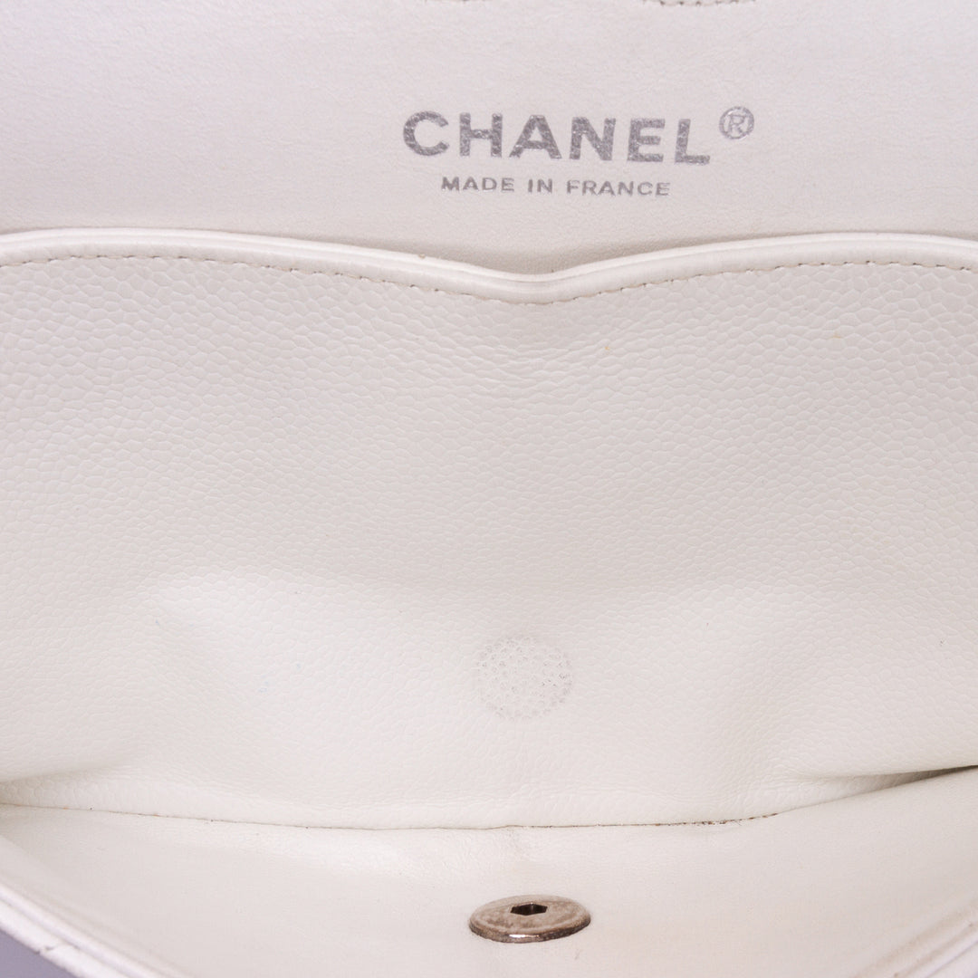 Medium Classic Caviar Double Flap White - Gaby Paris
