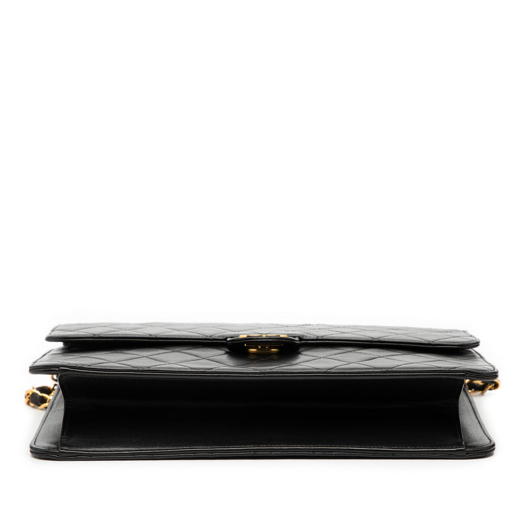 Chanel Medium CC Matelassé Cuir d’agneau Simple rabat