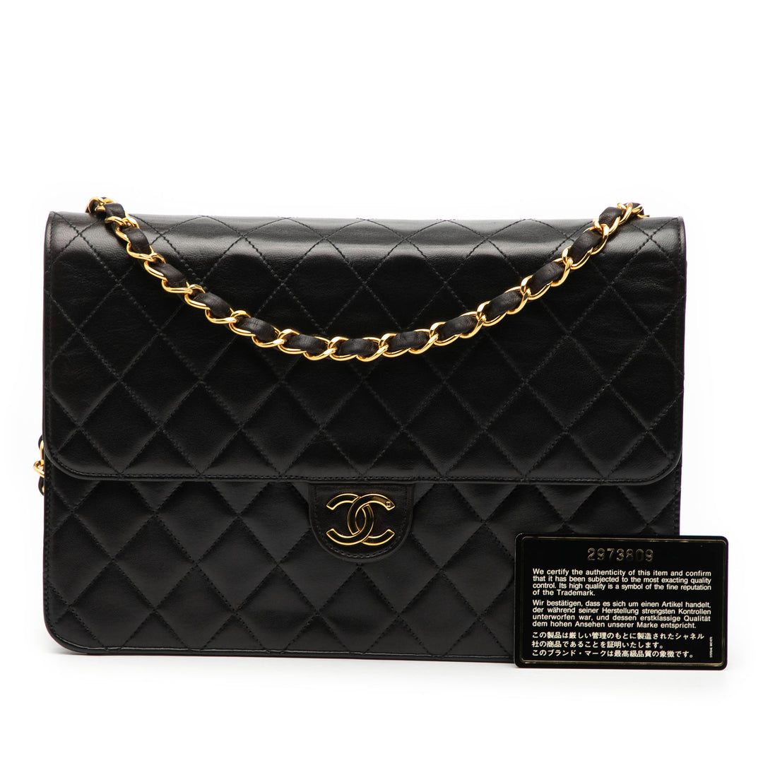 Chanel Medium CC Matelassé Cuir d’agneau Simple rabat