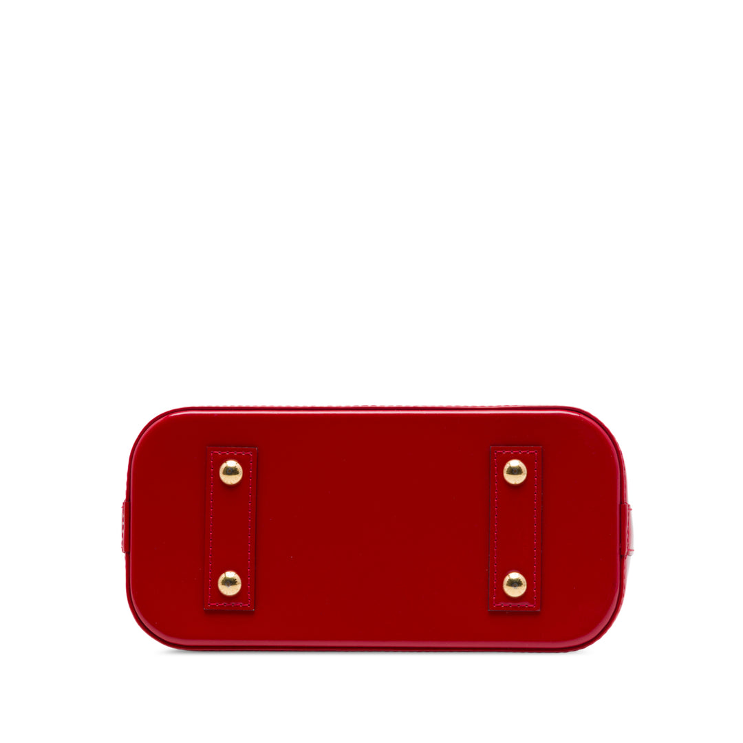 Louis Vuitton Alma BB Cuir verni Monogram Rouge – vue 3 – GABY PARIS