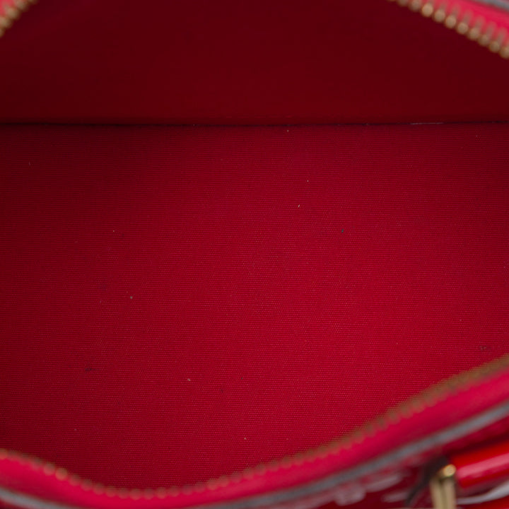 Louis Vuitton Alma BB Cuir verni Monogram Rouge – vue 4 – GABY PARIS