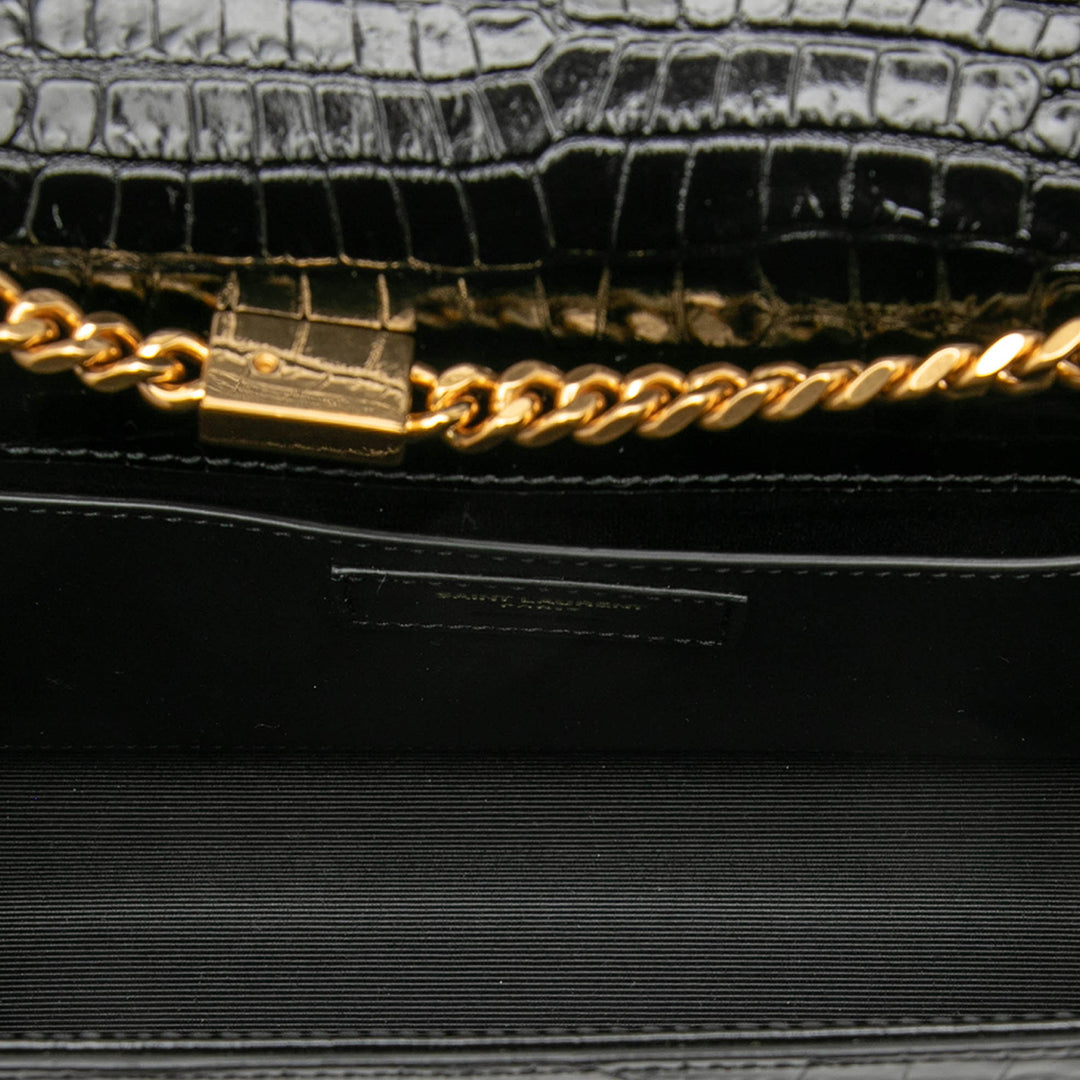Saint Laurent Medium Croc embossé Cuir verni Monogram Kate Pompon Sac porté croisé