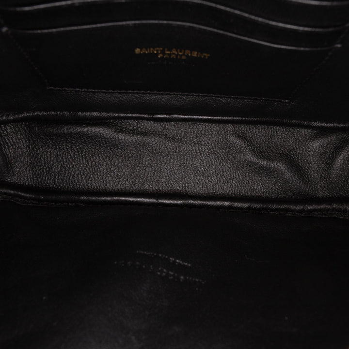 Saint Laurent Grain de Poudre Chevron Lou Sac caméra Mini Monogram Noir – vue 4 – GABY PARIS