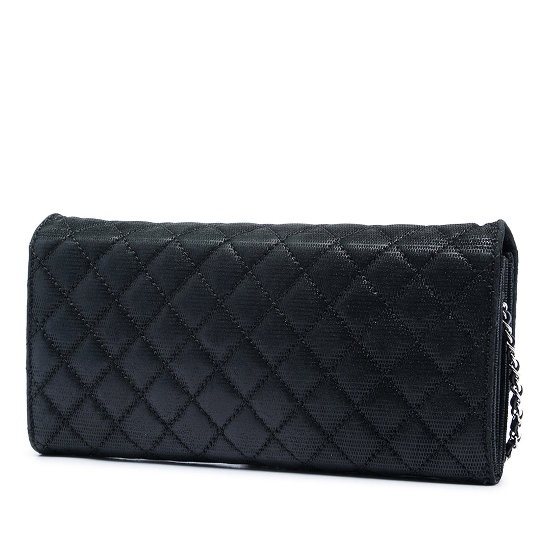 Chanel CC Matelassé Iridescent Fabric East West à rabat