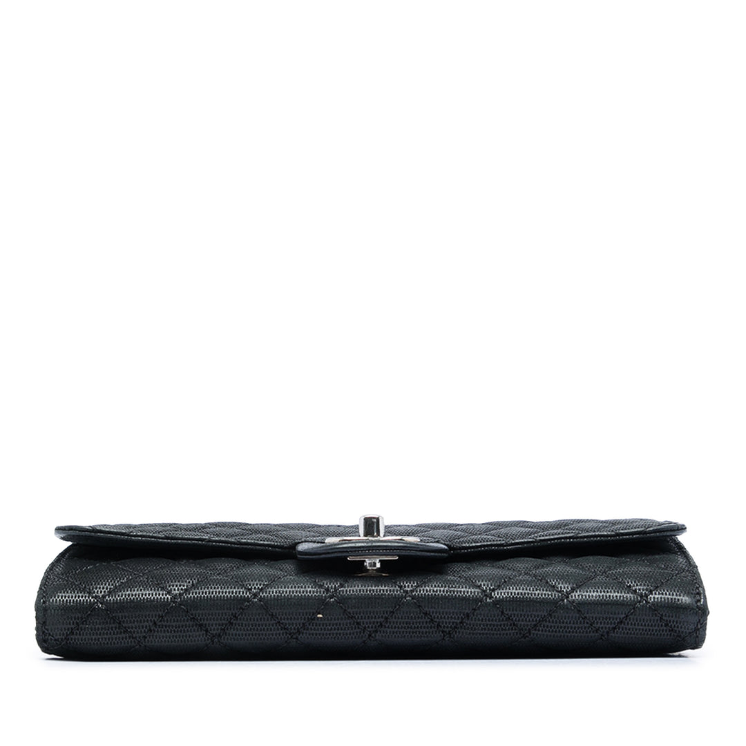 Chanel CC Matelassé Iridescent Fabric East West à rabat