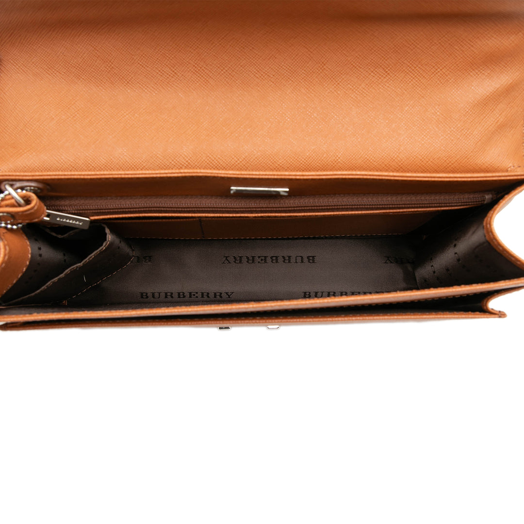 Burberry Cuir Envelope Pochette