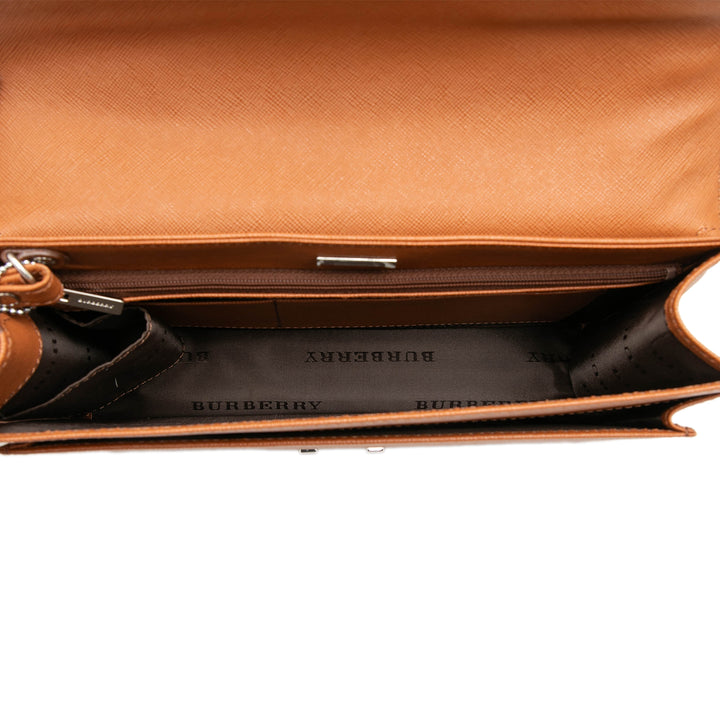 Burberry Cuir Envelope Pochette