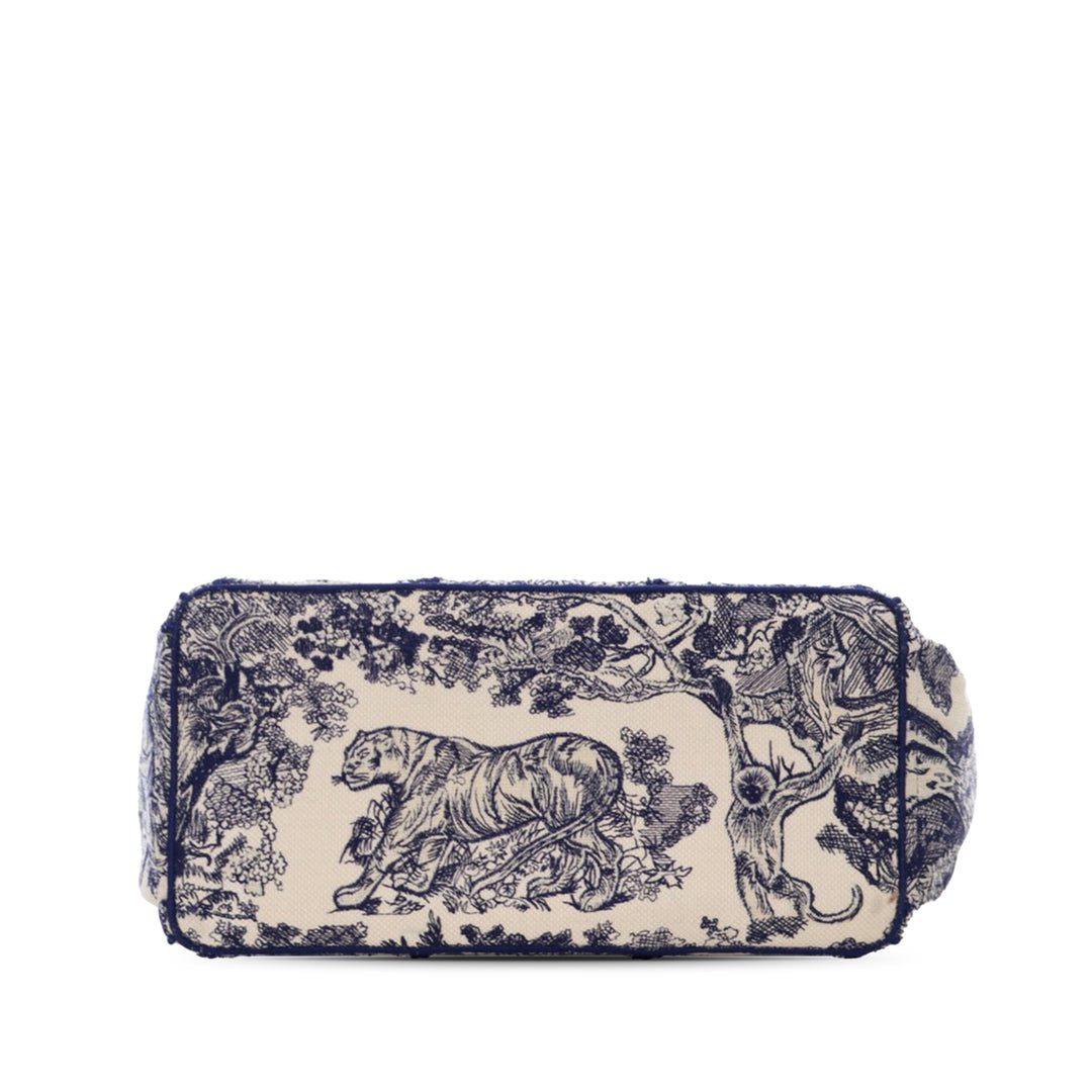 Canvas Embroidered Toile De Jouy Catherine Tote Blue - Gaby Paris