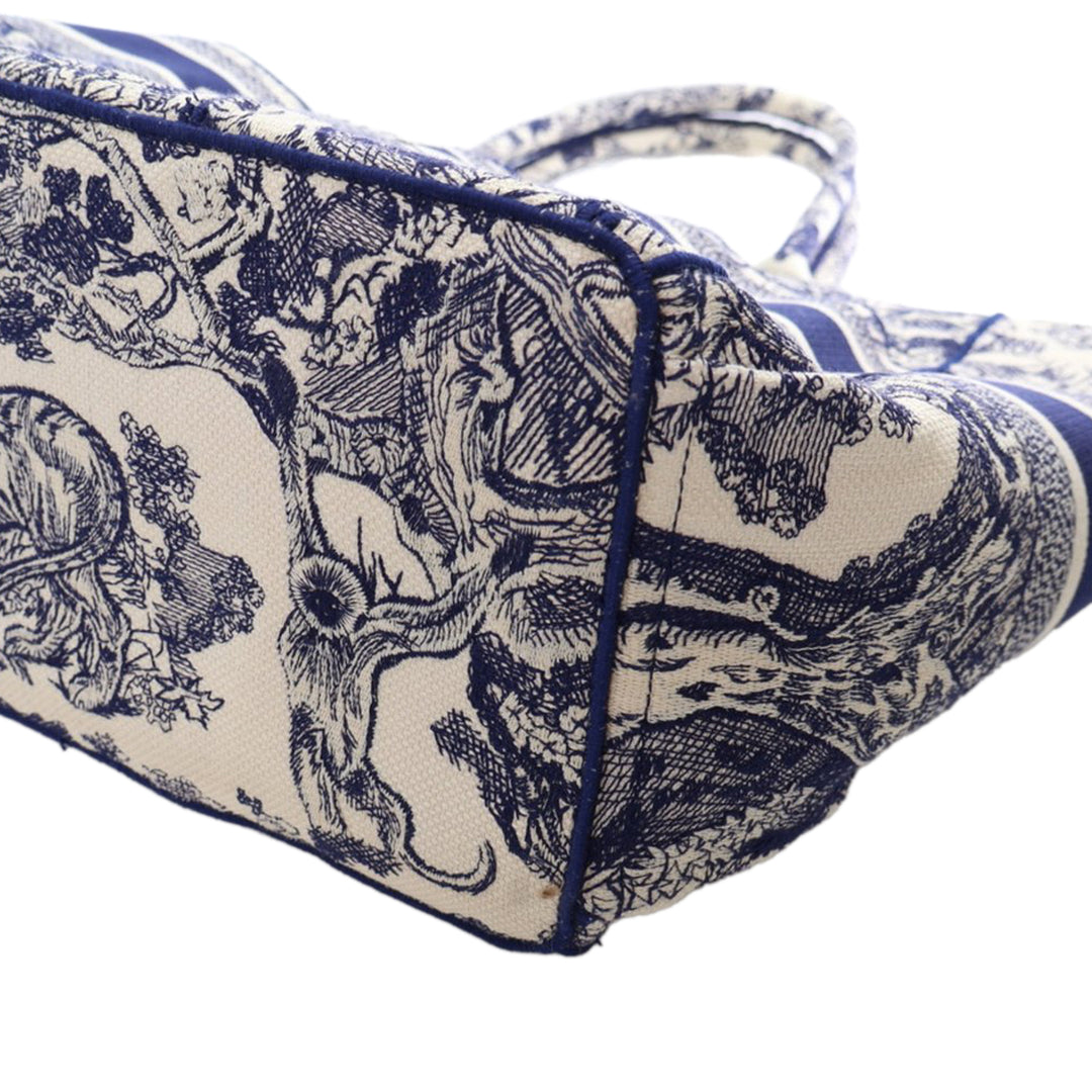 Canvas Embroidered Toile De Jouy Catherine Tote Blue - Gaby Paris