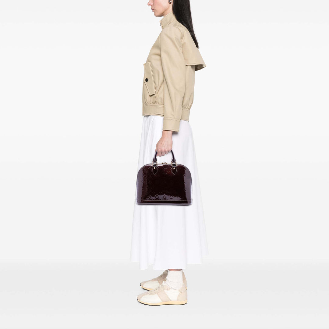 Alma PM Cuir verni Monogram Violet