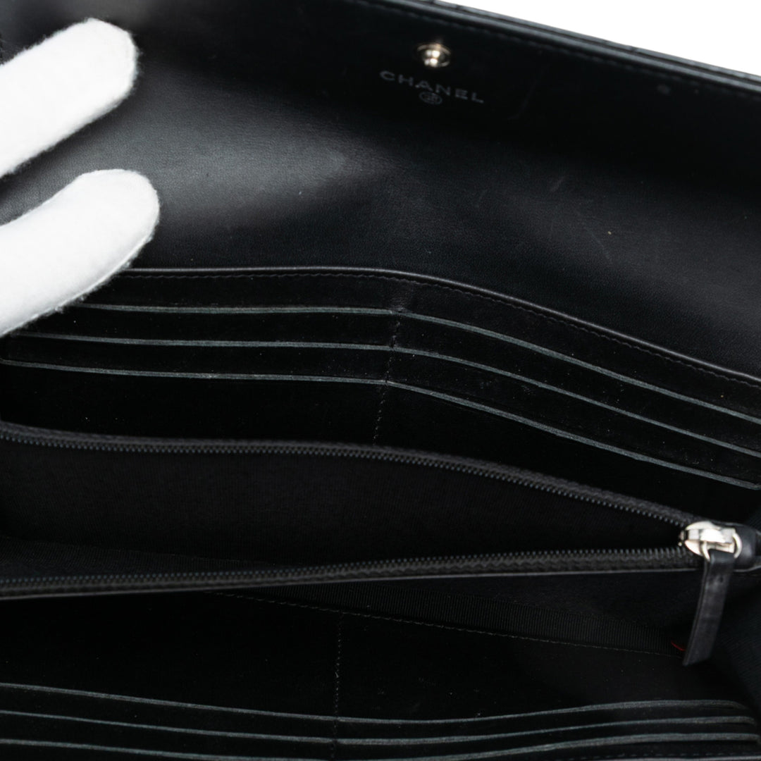 Chanel Large CC Quilted Cuir verni Flap Wallet Noir