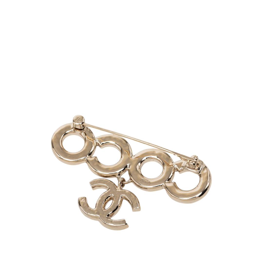 Chanel CC plaqué Perles fantaisie Coco Dangle Broche Métal