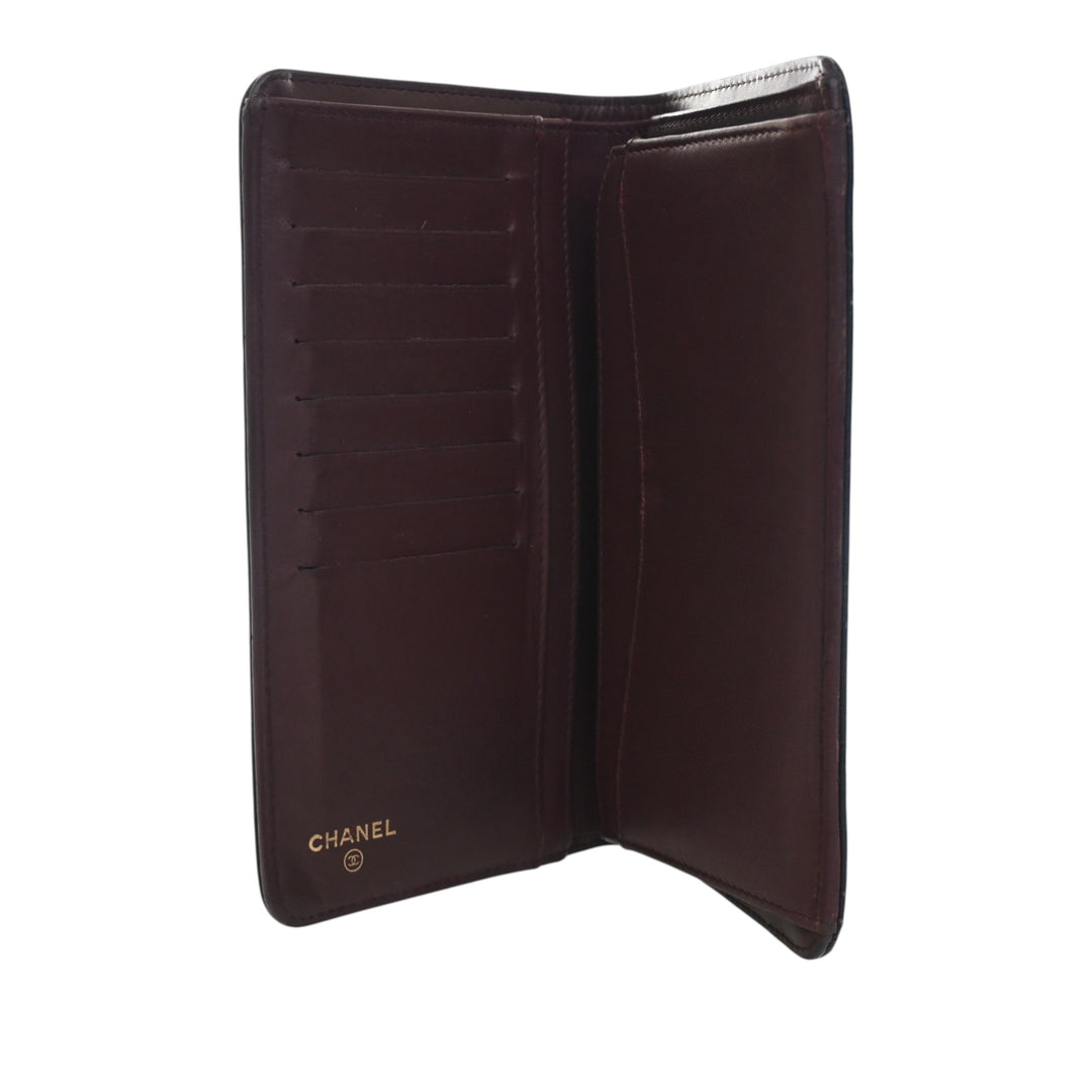 Chanel CC Matelassé Caviar Yen Bifold Portefeuille long