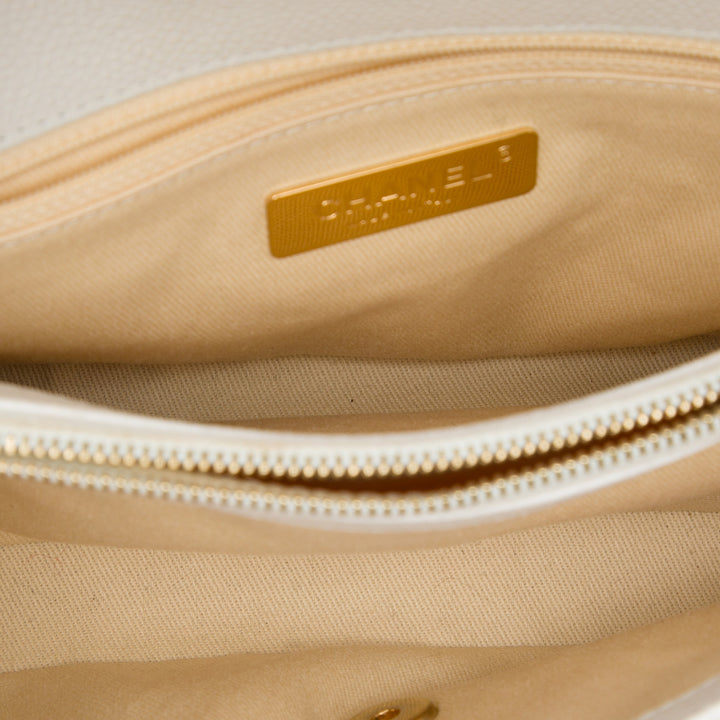 Surpiqué Chic Affinity sac à Moyen Cuir caviar Blanc