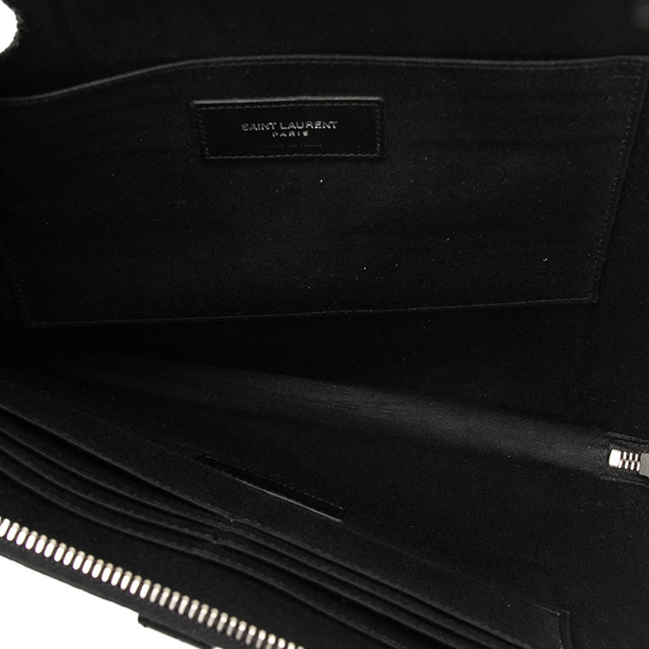 Saint Laurent grainé Classic Zippé Snap Pochette Cuir de veau grainé Noir