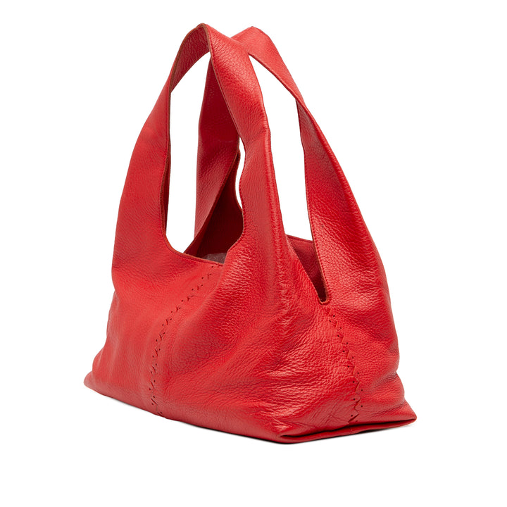 Bottega Veneta Sac porté épaule perforé Cervo Surpiqué Rouge – vue 2 – GABY PARIS