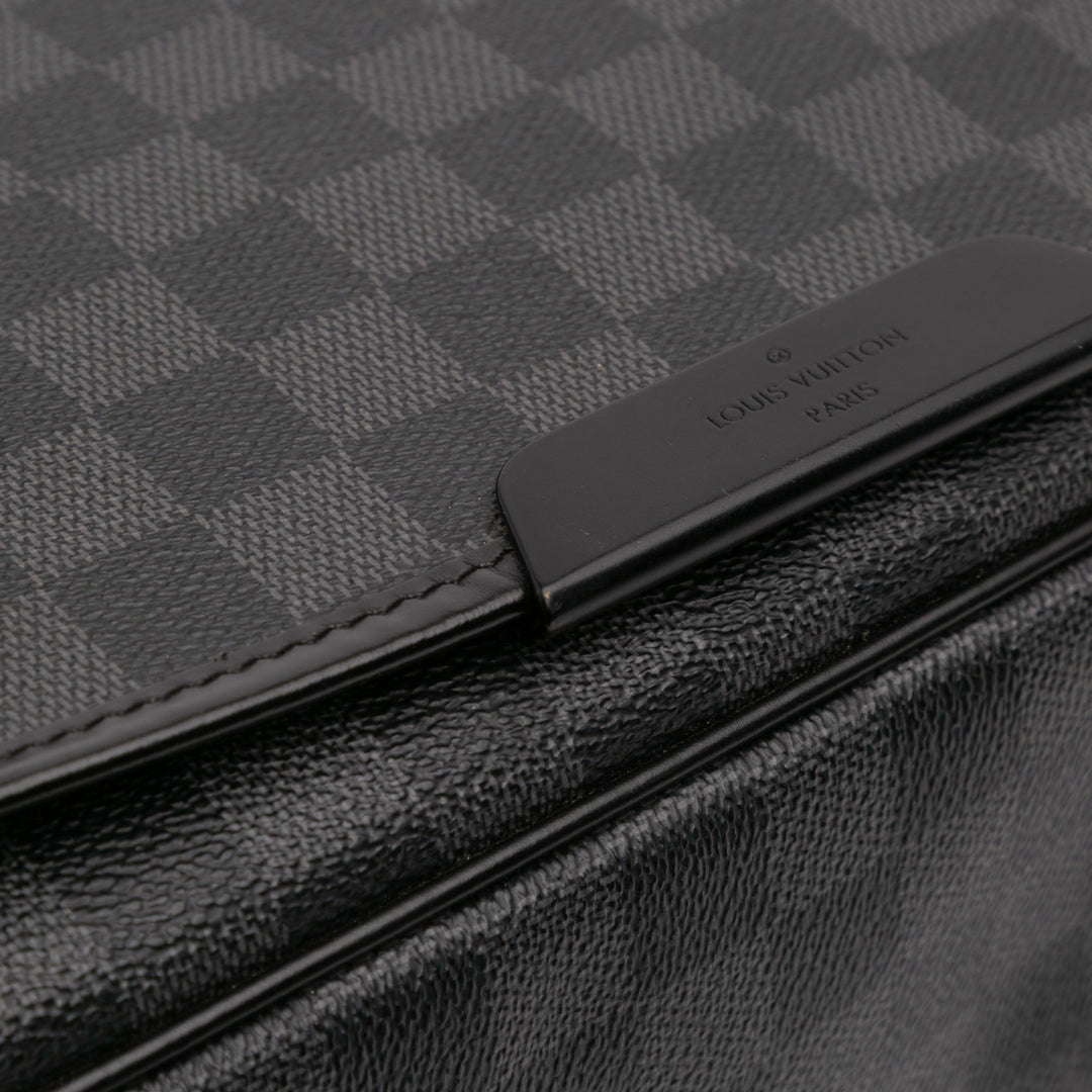 Louis Vuitton Damier Graphite Daniel MM Noir