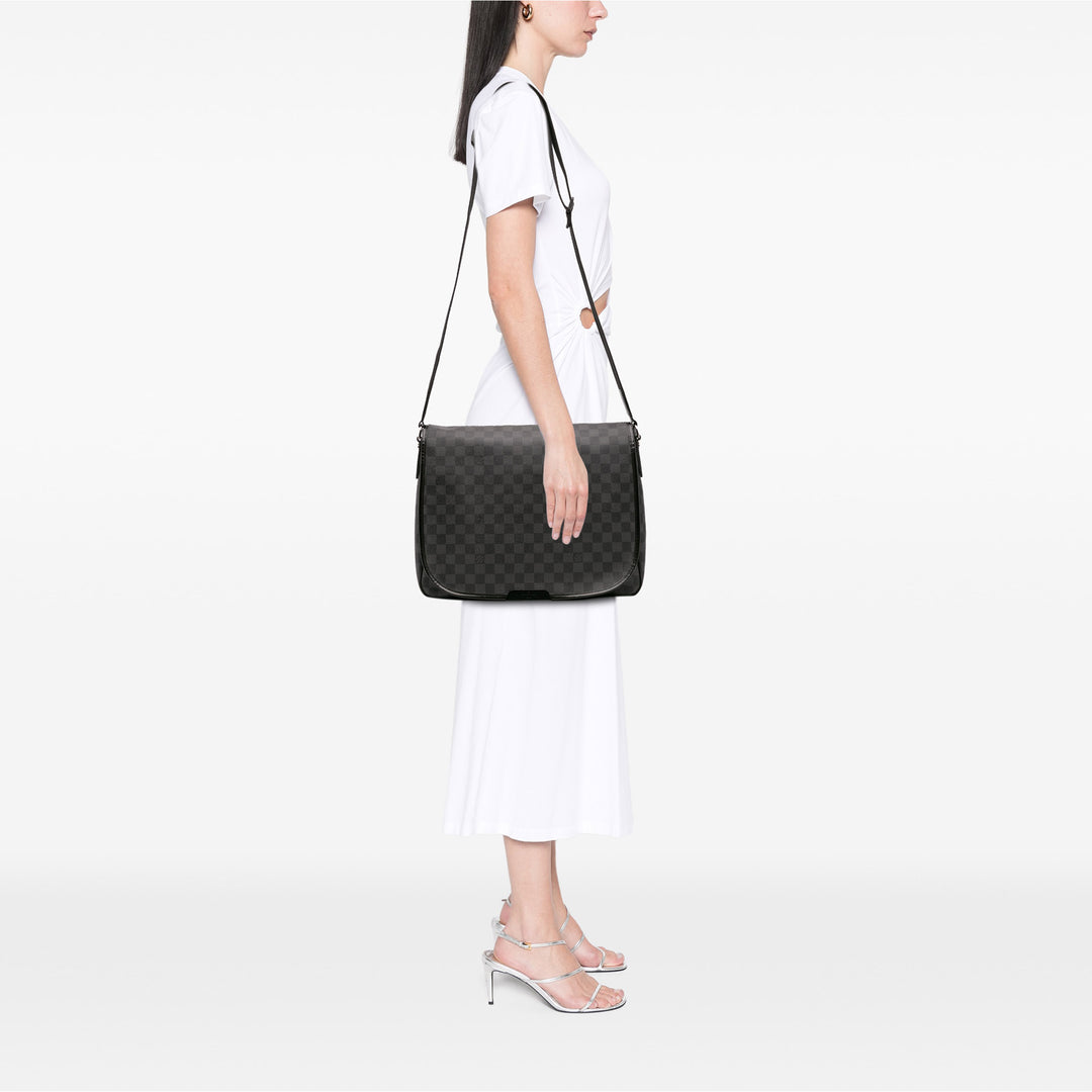 Louis Vuitton Damier Graphite Daniel MM Noir