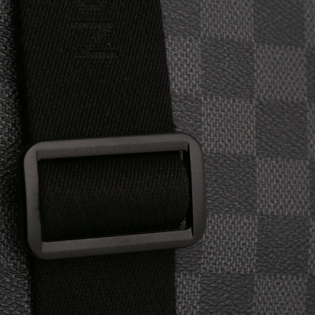 Louis Vuitton Damier Graphite Daniel MM Noir