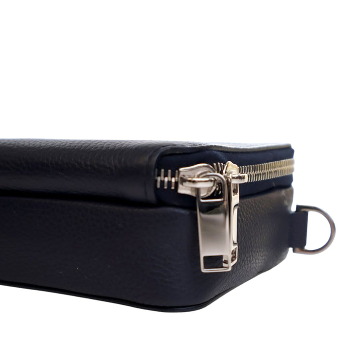 Dior Air Jordan Grained Cuir de veau Sac porté croisé Bleu – GABY PARIS Authentique
