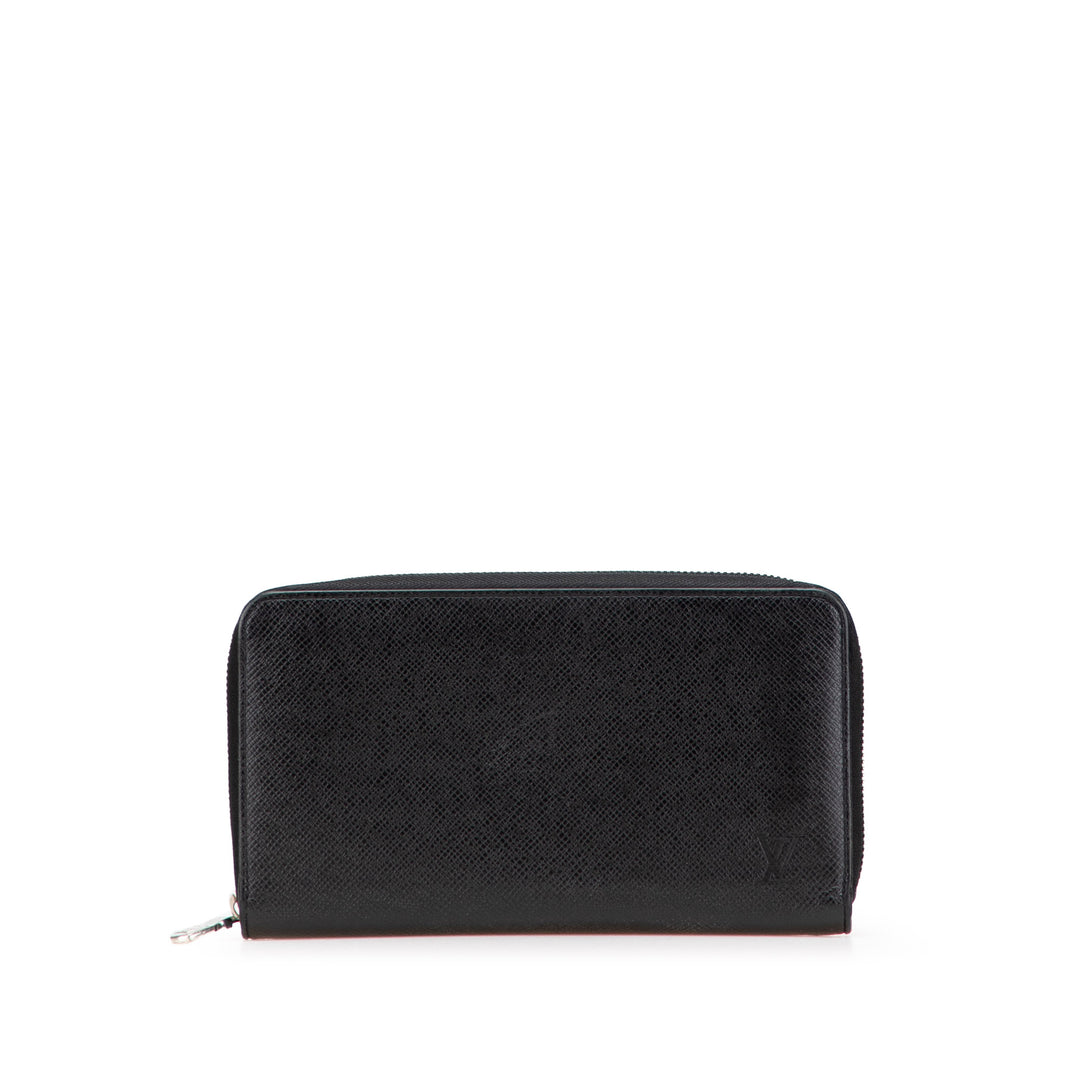 Taiga Zippy Organizer Wallet Black - Gaby Paris