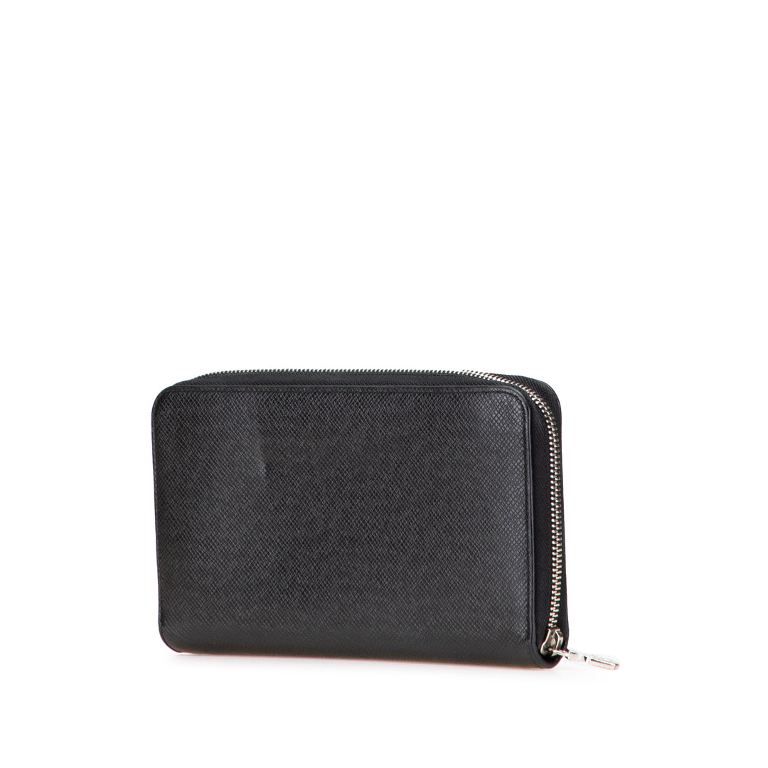 Taiga Zippy Organizer Wallet Black - Gaby Paris