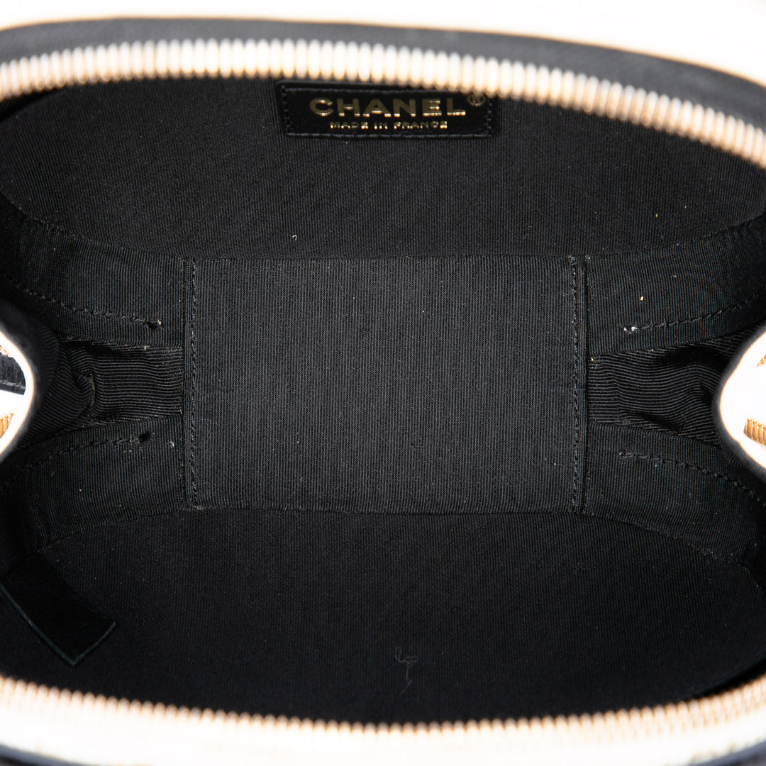 CC Matelassé Froissé Vanity Petit Cuir de veau Blanc