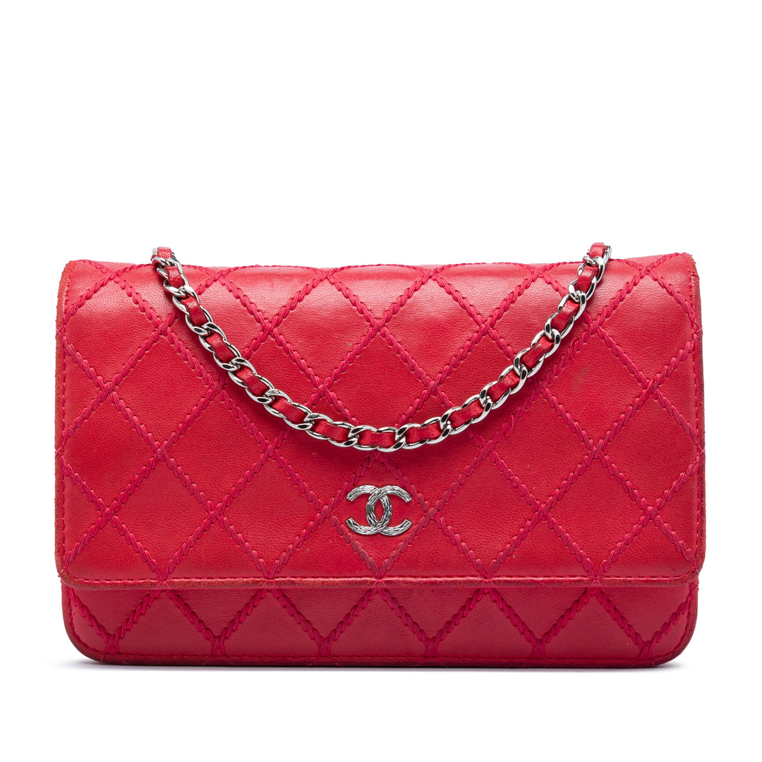 Chanel CC Cuir d’agneau Wild Stitch Wallet on Chain