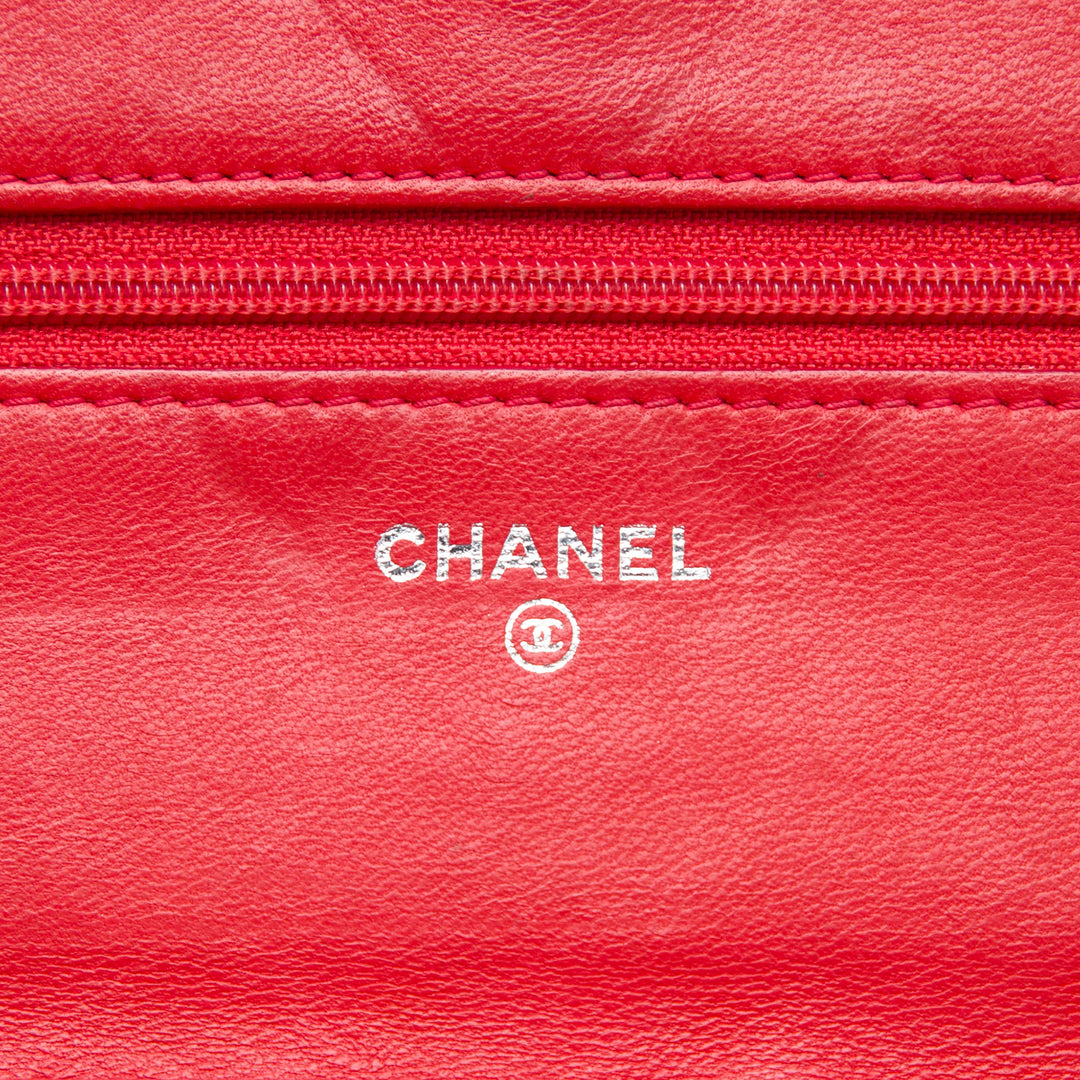Chanel CC Cuir d’agneau Wild Stitch Wallet on Chain