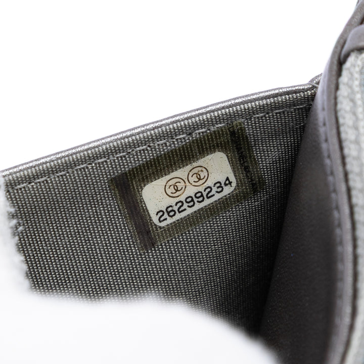 Chanel CC Matelassé Métallisé Perles fantaisie Wallet on Chain Cuir d'agneau Argenté – vue 6 – GABY PARIS