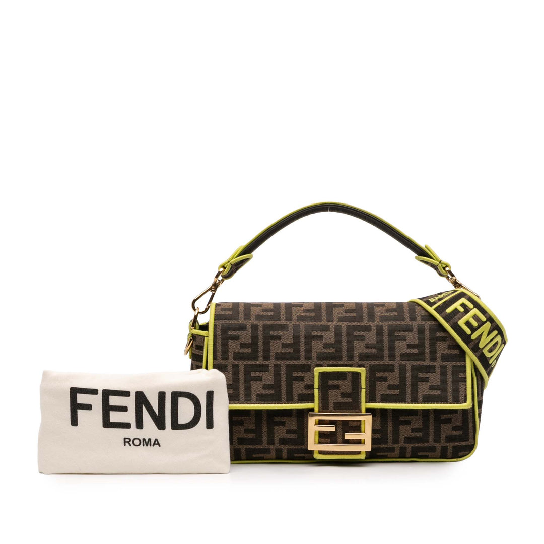 Fendi Zucca Embroidered Toile Baguette Sac cartable Marron – GABY PARIS Authentique