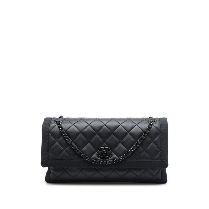 CC Matelassé et Grosgrain So à rabat Cuir d'agneau Noir