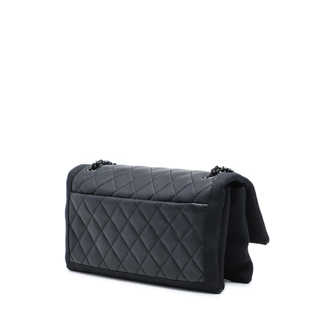 CC Matelassé et Grosgrain So à rabat Cuir d'agneau Noir
