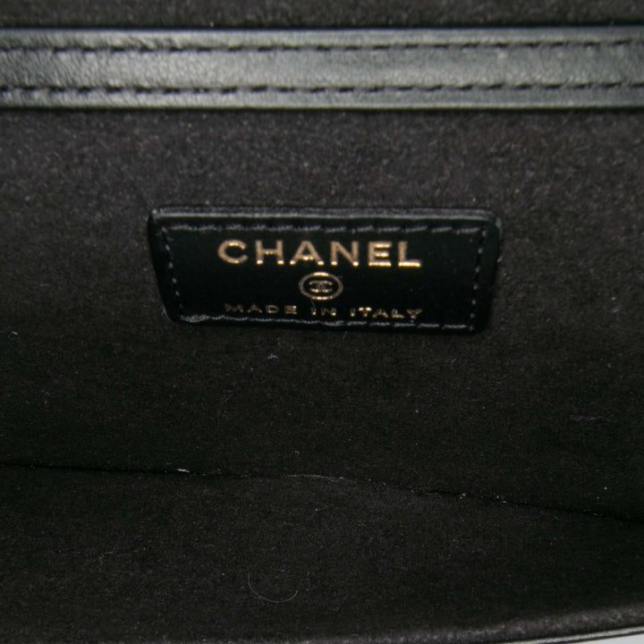 CC Quilted Caviar Chain Around Sunglasses Case Black - Gaby Paris