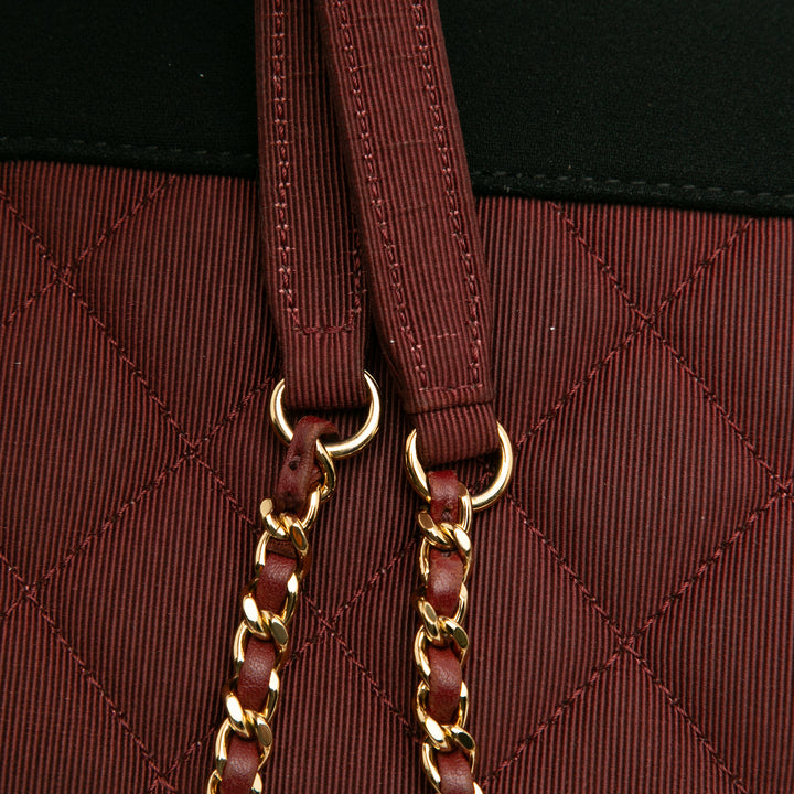 Small Bicolor Quilted Grosgrain Satin Small Mademoiselle Double Flap Red - Gaby Paris