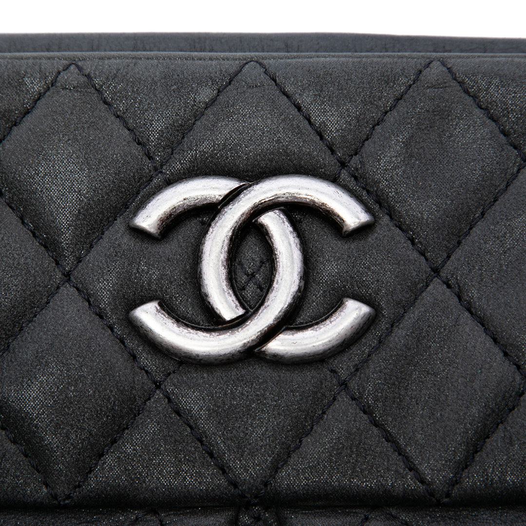 Chanel Matelassé Irisé Chic Quilt Sac bowling Cuir de veau