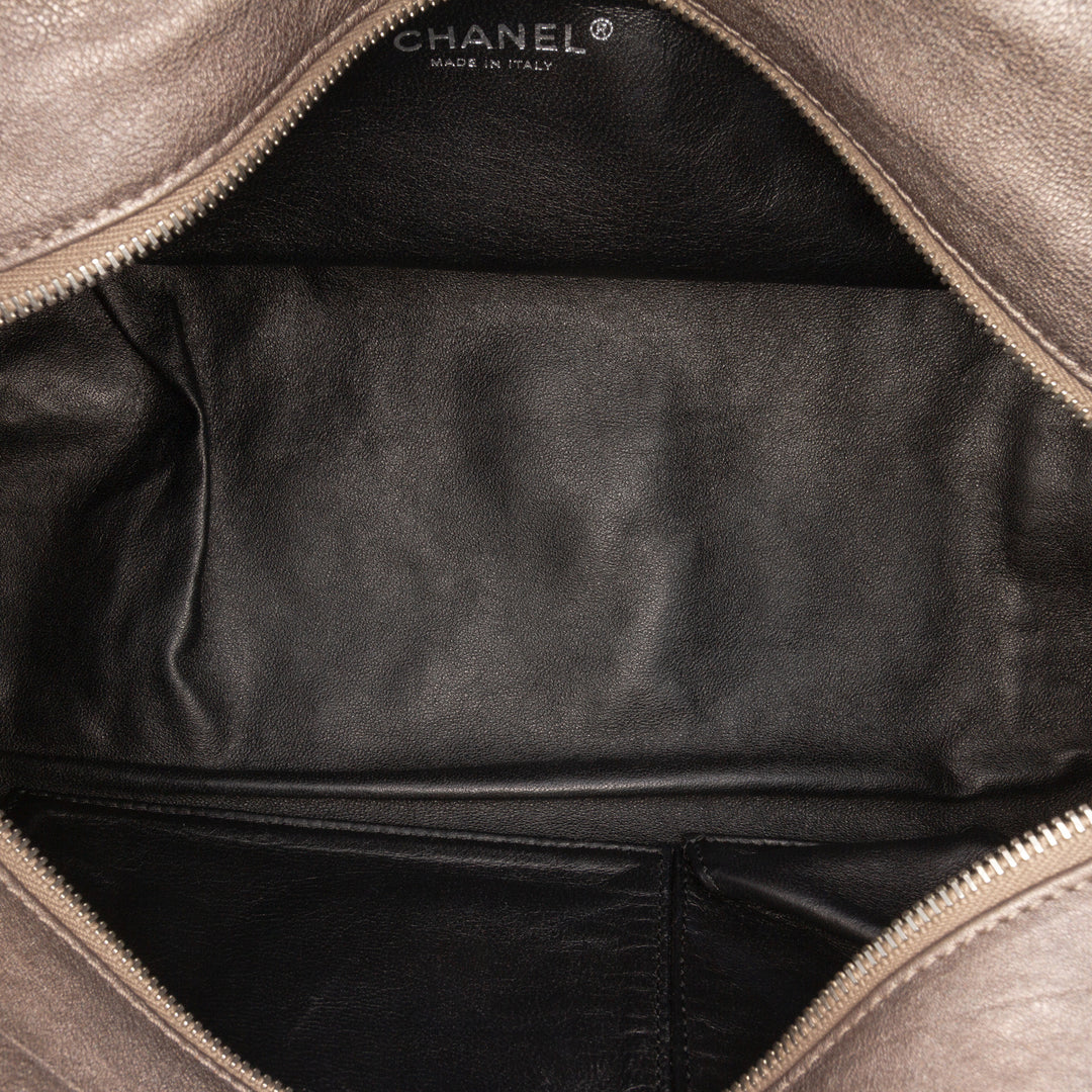 Chanel Medium Cuir de veau Luxe Ligne Bowler Bag Marron – GABY PARIS Authentique
