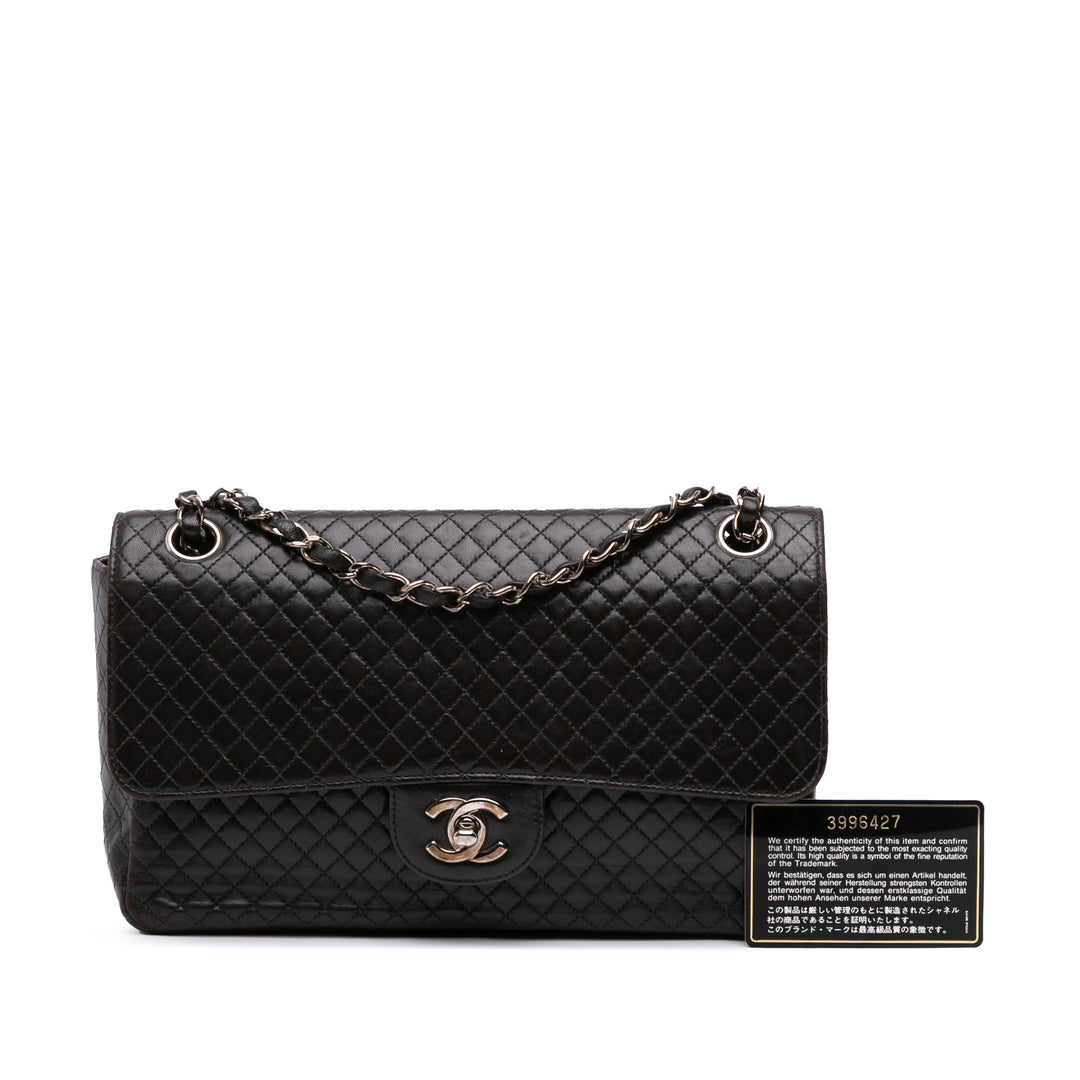 Chanel Medium Classic Microquilted Cuir d’agneau Simple rabat Noir