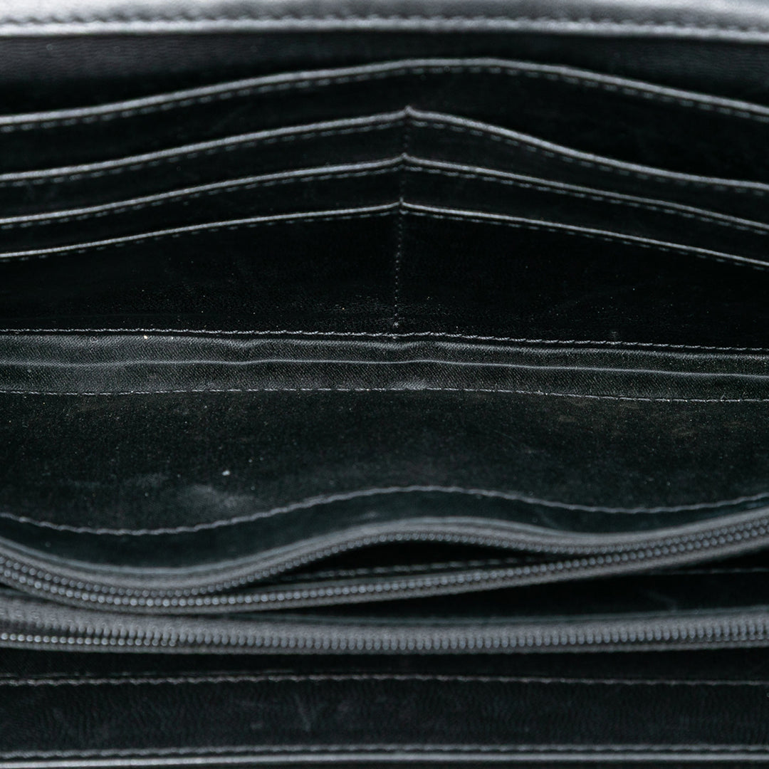 Chanel CC Matelassé Cuir d’agneau East West Wallet on Chain