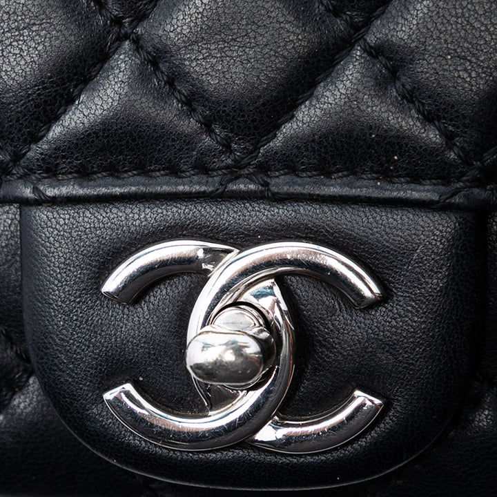 Chanel CC Matelassé Cuir d’agneau East West Wallet on Chain