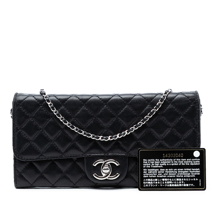 Chanel CC Matelassé Cuir d’agneau East West Wallet on Chain