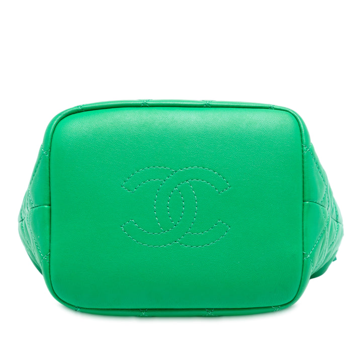 Chanel Small Matelassé Cuir d’agneau Perfect Meeting Hobo